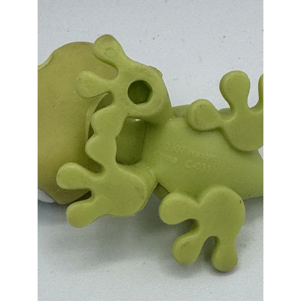 Littlest Pet Shop #1154 Lime Gecko Authentic Hasboro Collectible Toy 2007